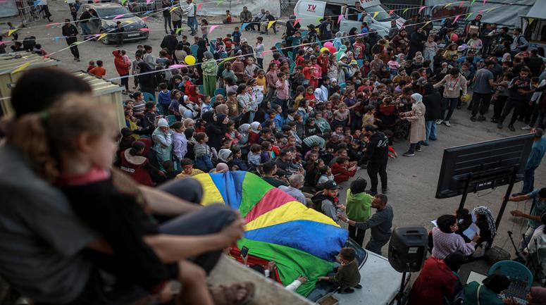 مهرجان ترفيهي لتوفير الدعم النفسي والاجتماعي ولحظات من الفرح لأطفال غزة الذين يعيشون ظروفاً قاسية
