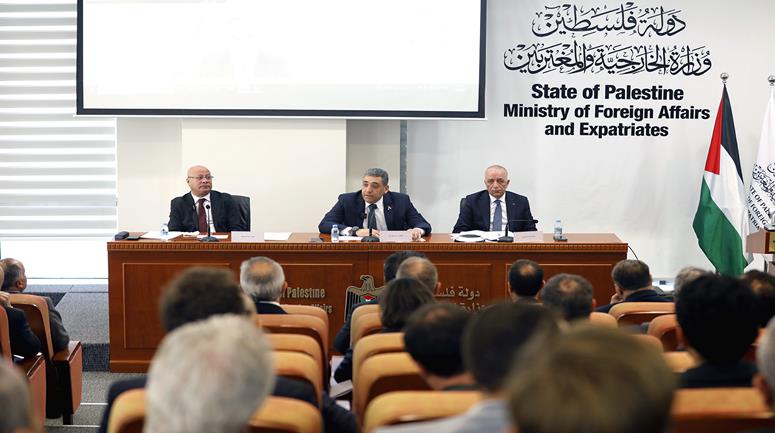 وزارة الخارجية والمغتربين تعقد إحاطة سياسية لأعضاء السلك الدبلوماسي المعتمدين لدى دولة فلسطين