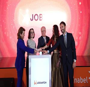 تحت رعاية وحضور رئيس الوزراء محمد مصطفى، وزارة العمل تطلق المنصة الوطنية لمواءمة فرص العمل