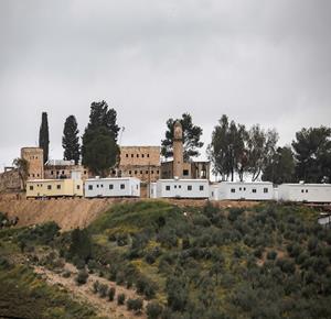 الاحتلال يعيد إقامة بؤرة استيطانية في موقع "ترسلة" الأثري قرب بلدة جبع جنوب جنين