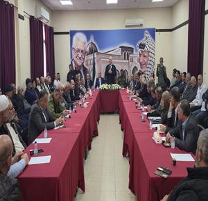  اجتماع بحضور وزير الداخلية اللواء زياد هب الريح في مقر محافظة جنين لبحث قضايا السلم الأهلي في المحافظة. 