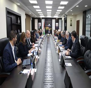 رئيس الوزراء محمد مصطفى يترأس جلسة الحكومة الاسبوعية