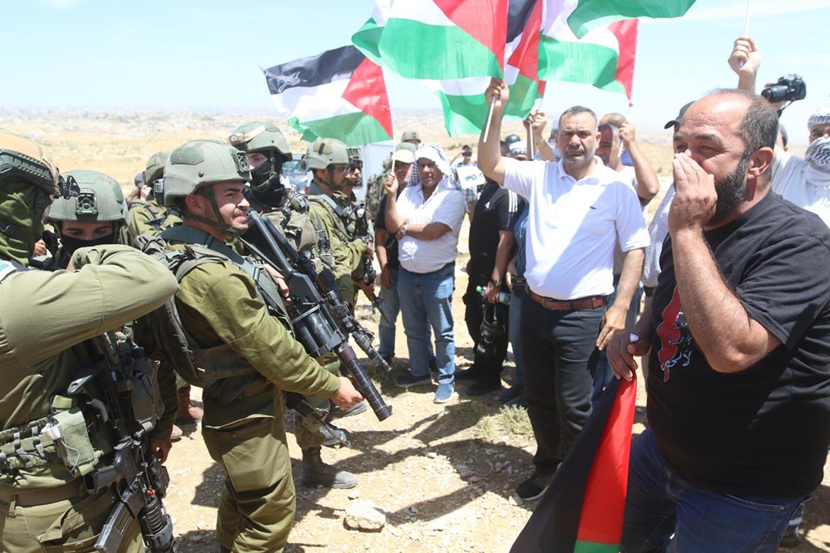 قوات الاحتلال تقمع المشاركين في مسيرة ضد الاستيطان في مسافر يطا جنوب الخليل (وفا)