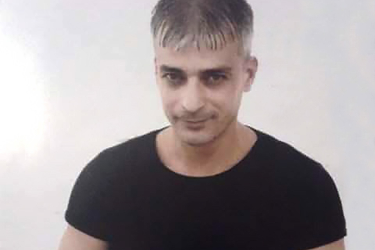 الاسير كمال أبو وعر