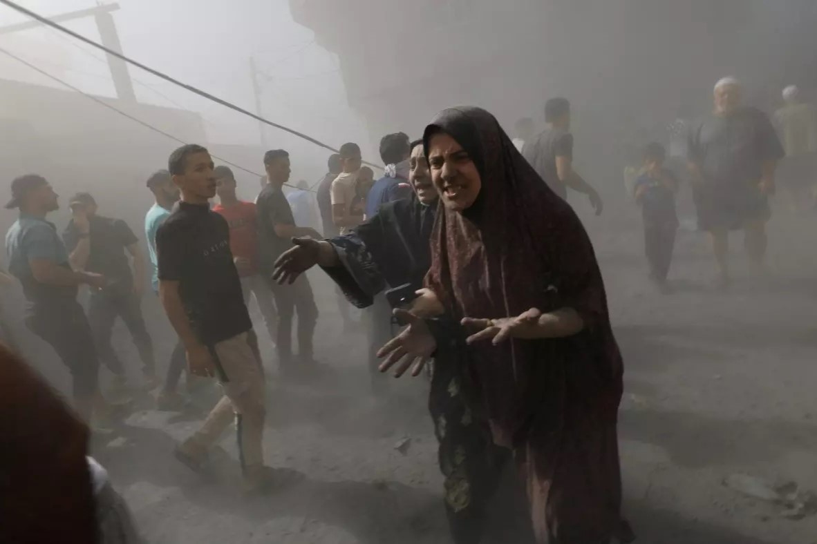 صورة نشرها موقع مفوضية حقوق الإنسان التابعة للأمم المتحدة لقصف طيران الاحتلال المتواصل على غزة