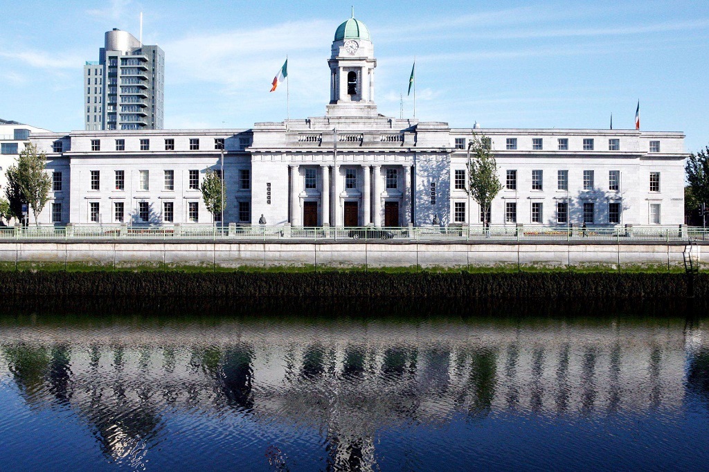 مبنى بلدية مدينة كورك الإيرلندية 