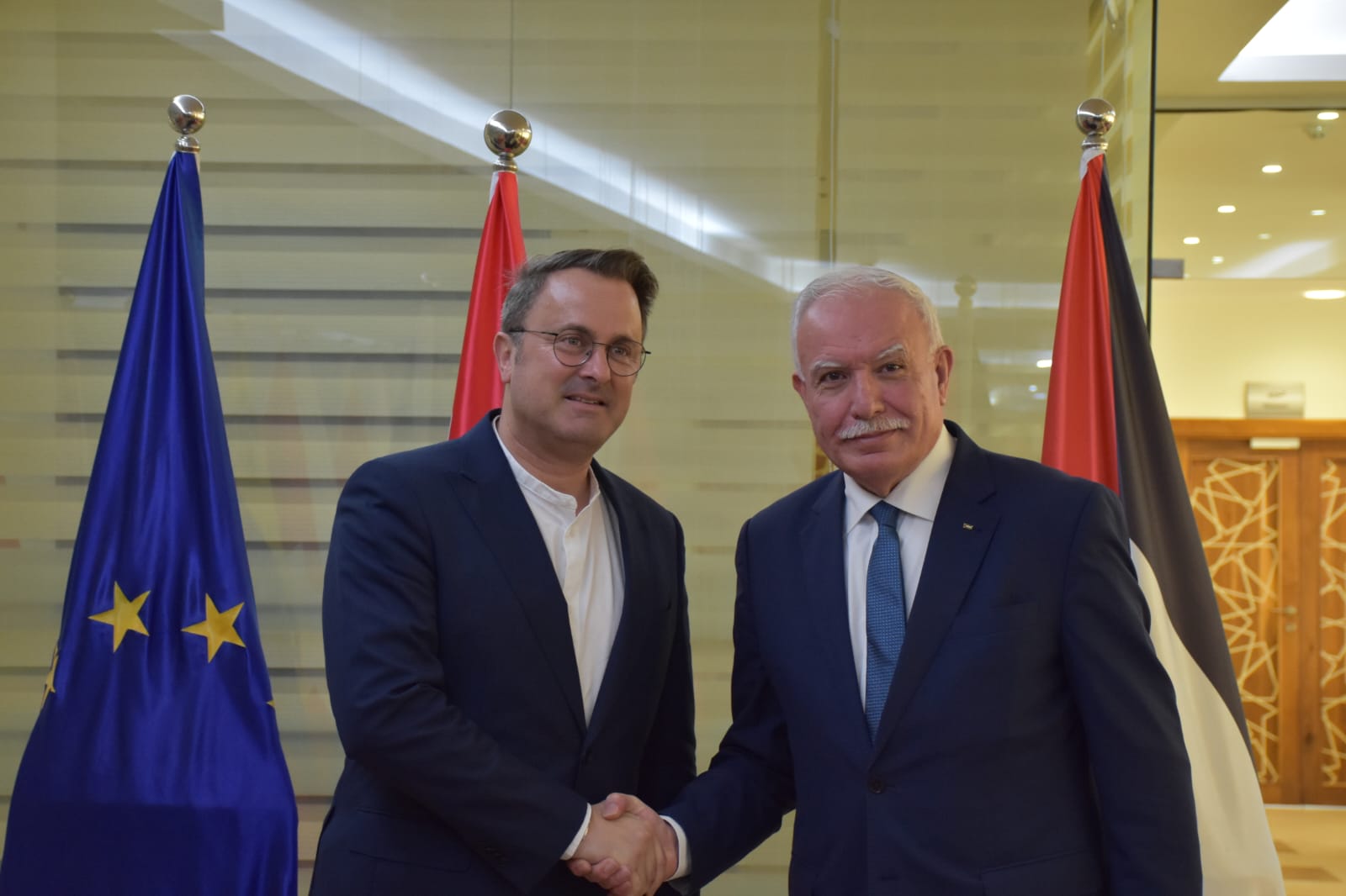 الوزير المالكي لدى استقباله وزير خارجية لوكسمبورغ (عدسة: بهاء نصر/وفا)