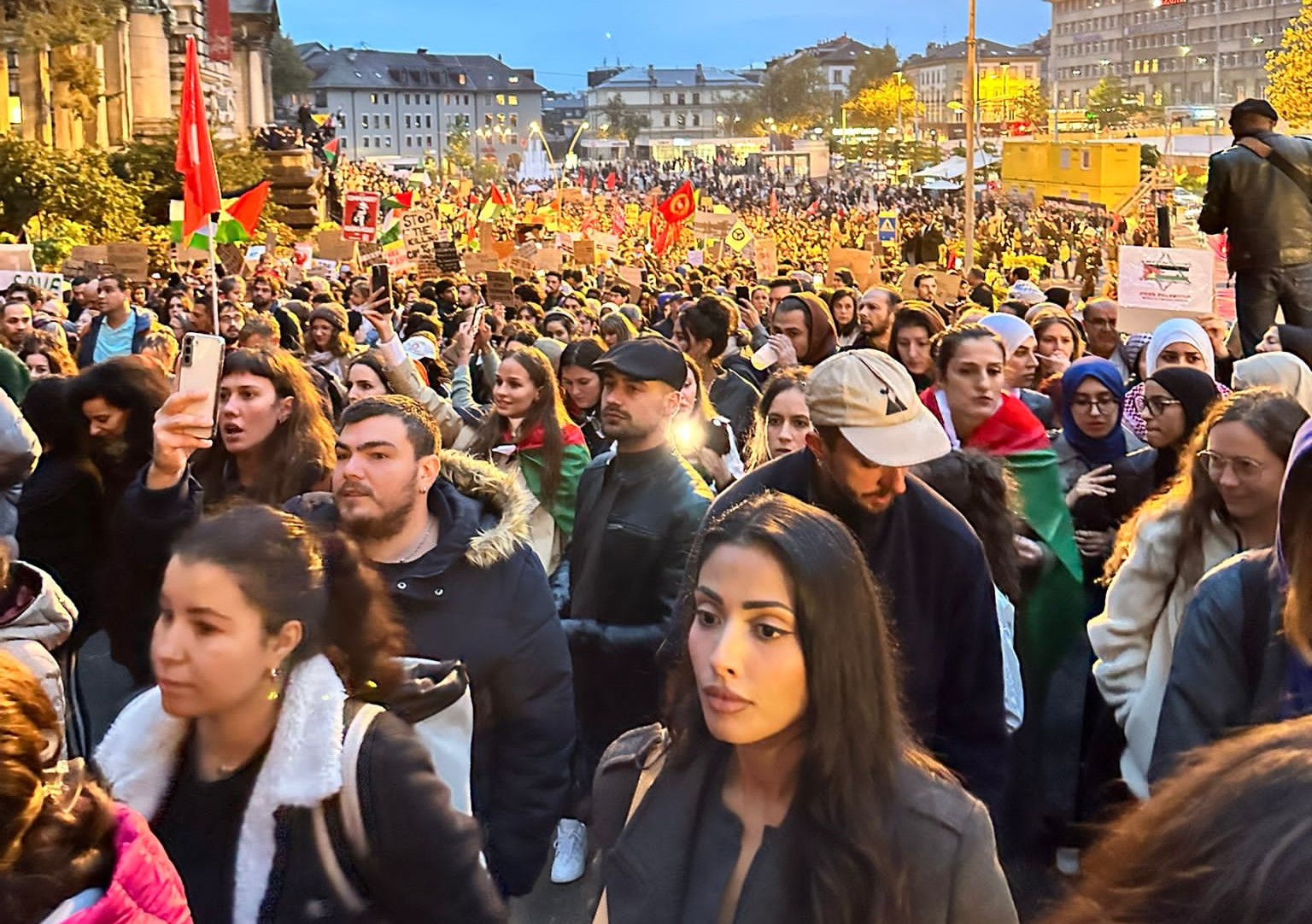 جانب من التظاهرة