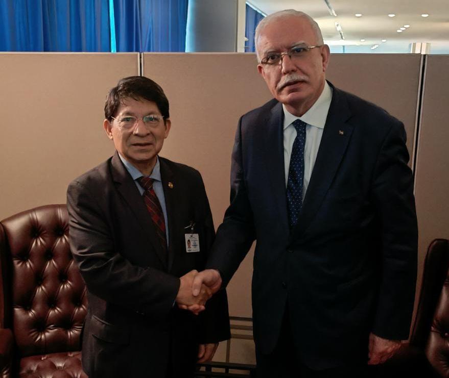 جانب من اللقاء