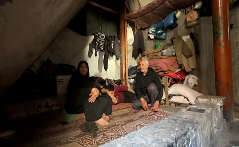 نيران الاحتلال تهدد حياة النازحين شرق غزة